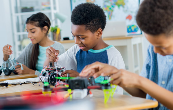 students working on robotics